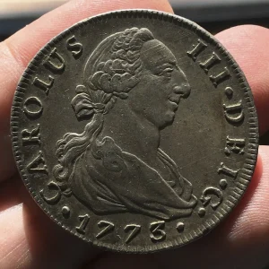 moneda de 8 reales